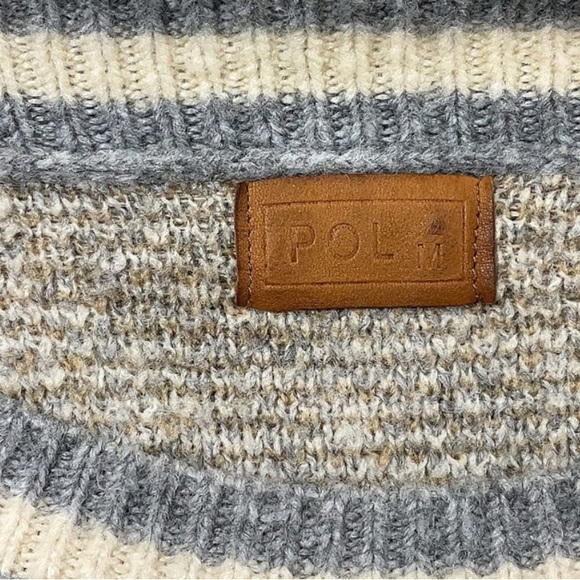 POL Gray and Cream Patterned Sweater - Picture 3 of 4